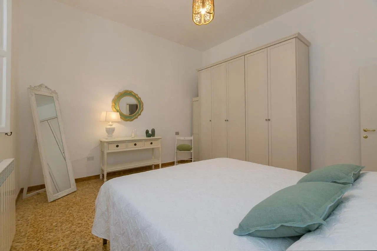 Brezza Marina Apartment Сан-Винченцо